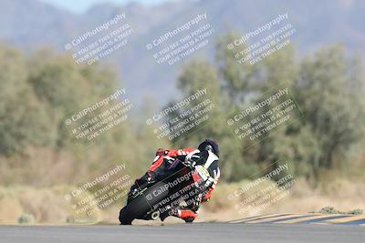 media/Oct-04-2025-CVMA (Sat) [[408bcdd6e4]]/Race 13-Amateur Supersport Open/